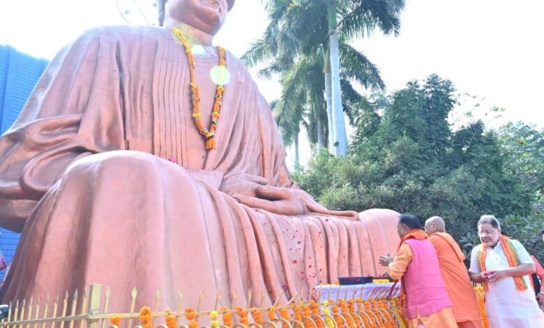 CG CM Vishnu Deo Sai: Chief Minister Vishnu Dev Sai participated in the National Youth Festival organized at Vivekananda Sarovar Udyan.