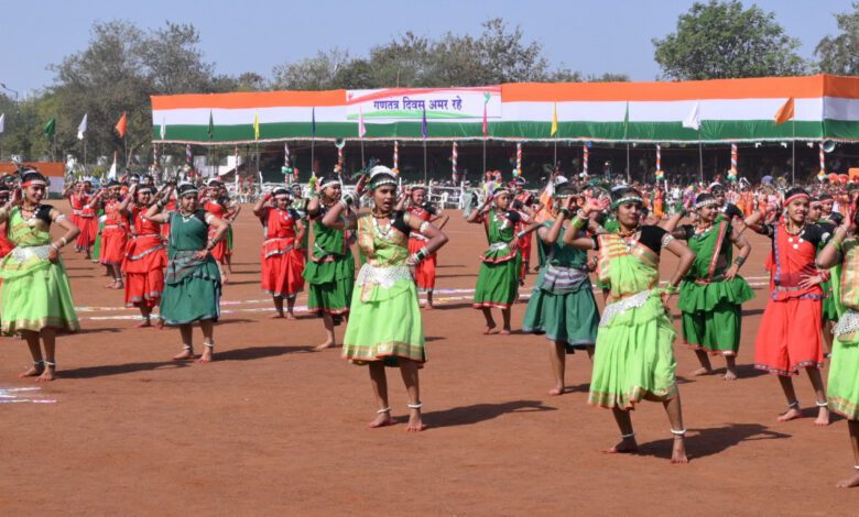 75th Republic Day Main Function: School children gave a wonderful presentation of cultural programs...Gyan Ganga English Medium School got the first prize.